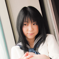 Dark-haired school girl kyoka Yamazaki